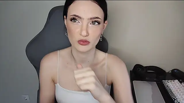 PotatoesHoney online show from May 28, 3:09 pm