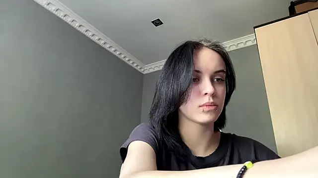 illiebilish online show from May 29, 7:28 am