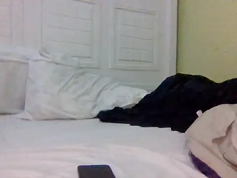 Snapshot of sexycamara chatting on June 2, 6:48 am sexycamara online show from June 2, 6:48 am