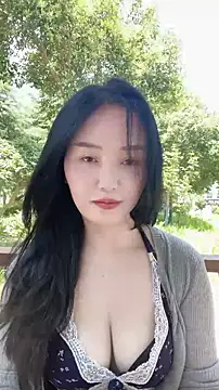 lylxili online show from July 1, 4:47 am