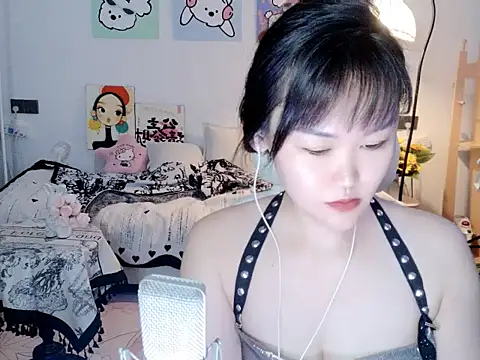 Snapshot of saiman8 chatting on May 24, 11:15 am saiman8 online show from May 24, 11:15 am