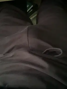 Snapshot of kleinerdude chatting on June 1, 11:23 am kleinerdude online show from June 1, 11:23 am