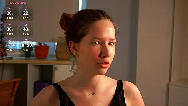Snapshot of TatianaCichocki chatting on July 14, 1:50 pm TatianaCichocki online show from July 14, 1:50 pm
