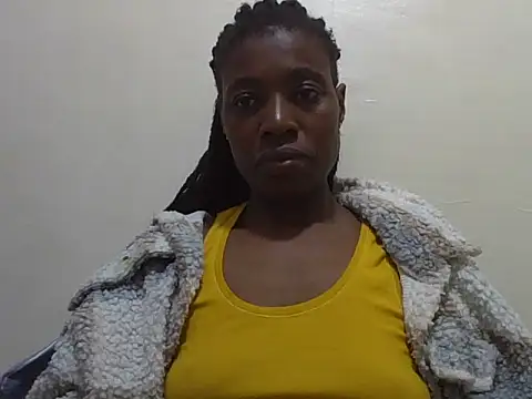 Snapshot of Eebony_Bubbly chatting on May 31, 6:09 pm Eebony Bubbly online show from May 31, 6:09 pm