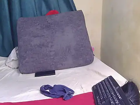 Snapshot of chocolate_peggy chatting on July 10, 10:34 pm chocolate peggy online show from July 10, 10:34 pm