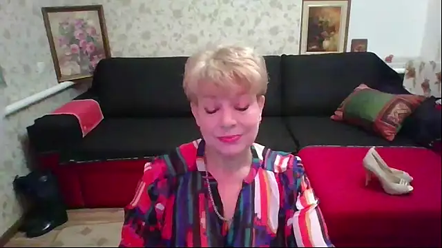 Snapshot of SamantaxFocs chatting on July 13, 6:05 am SamantaxFocs online show from July 13, 6:05 am