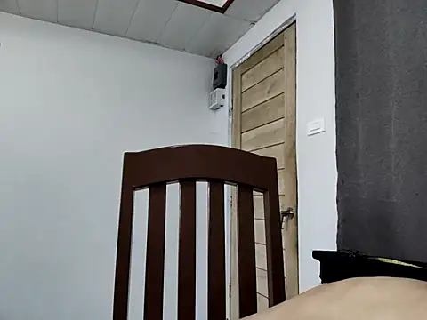 urBunnyboi online show from June 23, 3:32 pm