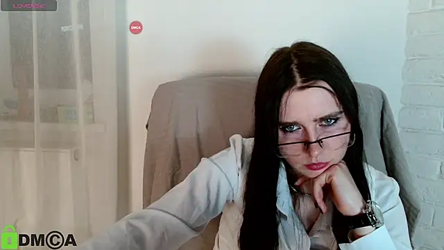 Snapshot of ArianaDelRey chatting on June 17, 7:26 pm ArianaDelRey online show from June 17, 7:26 pm
