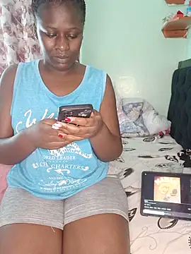Snapshot of thickiana4 chatting on May 30, 12:13 pm thickiana4 online show from May 30, 12:13 pm