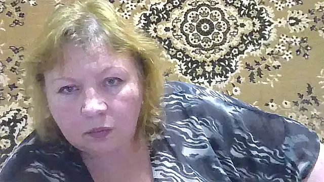 Snapshot of LediMelissa chatting on July 13, 10:45 pm LediMelissa online show from July 13, 10:45 pm