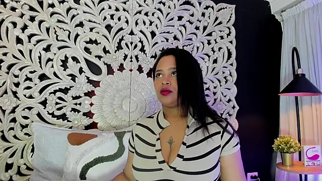 Snapshot of Bianca_DVarela chatting on May 30, 8:06 pm Bianca DVarela online show from May 30, 8:06 pm