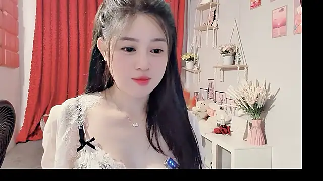 Bee-Cherry online show from June 4, 5:57 am