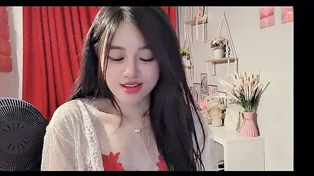 Bee-Cherry online show from June 24, 6:29 pm