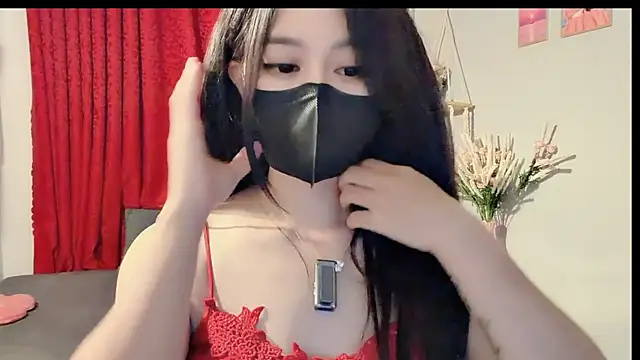 Bee-Cherry online show from July 7, 7:29 pm