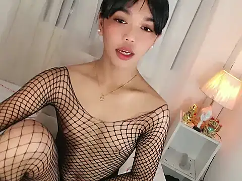 Nozomi Wu online show from June 16, 8:39 am