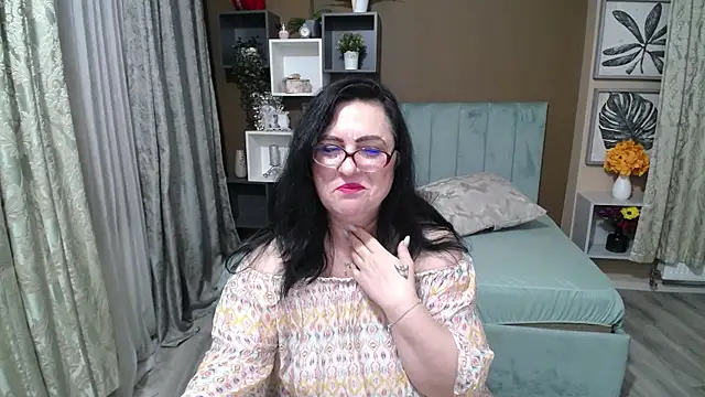 ValerieSmithsx online show from July 7, 7:23 am