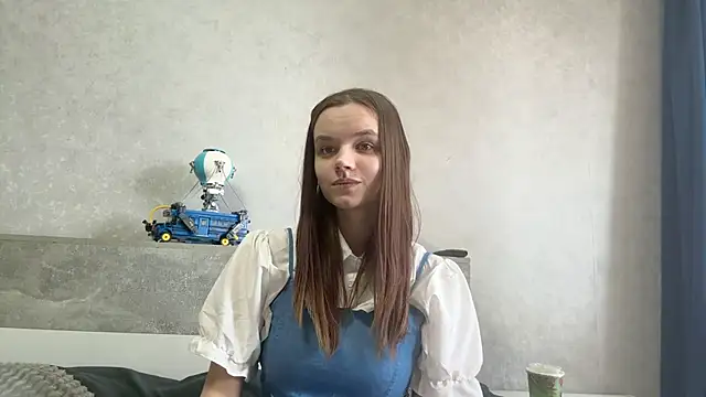 Snapshot of LisbethShellenbarger chatting on May 21, 7:48 am LisbethShellenbarger online show from May 21, 7:48 am