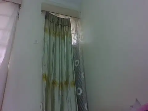 prettyglowing online show from May 23, 5:45 am