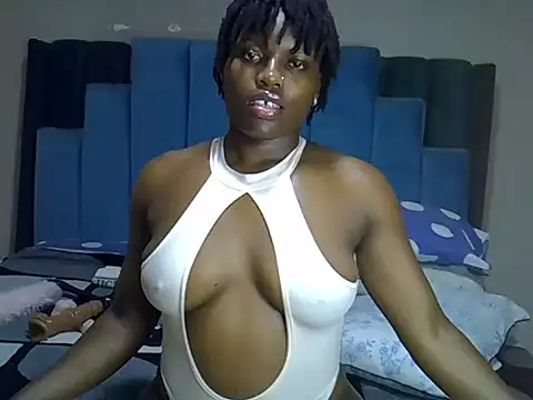 Snapshot of melanin_moon chatting on May 30, 12:46 pm melanin moon online show from May 30, 12:46 pm