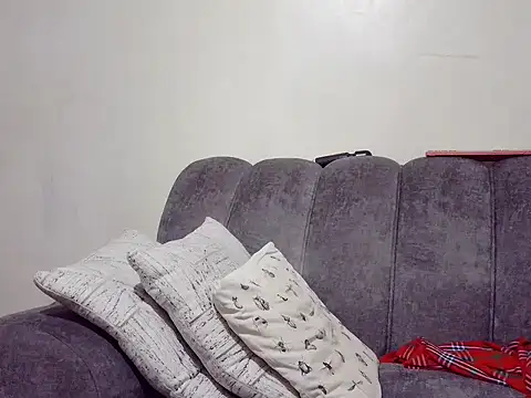 Snapshot of african_sexygoddess chatting on May 29, 4:43 am african sexygoddess online show from May 29, 4:43 am