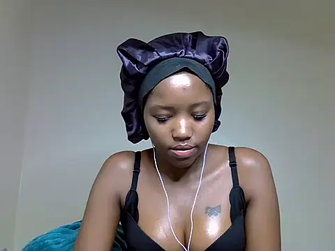 Pretty kitty48 online show from July 15, 12:27 am