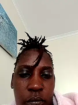 Queeny12 online show from June 14, 11:56 am