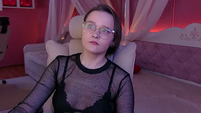 Snapshot of AgnesRay chatting on June 24, 7:35 pm AgnesRay online show from June 24, 7:35 pm