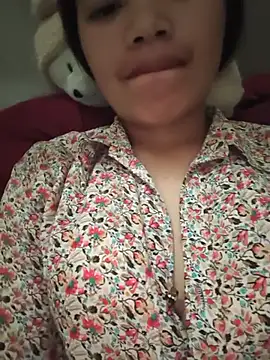 Snapshot of Emma-sin chatting on July 7, 3:09 am Emma-sin online show from July 7, 3:09 am