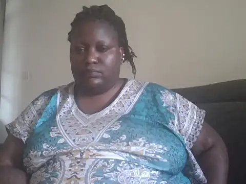 Snapshot of fat_ebonyqueen chatting on May 23, 2:21 pm fat ebonyqueen online show from May 23, 2:21 pm