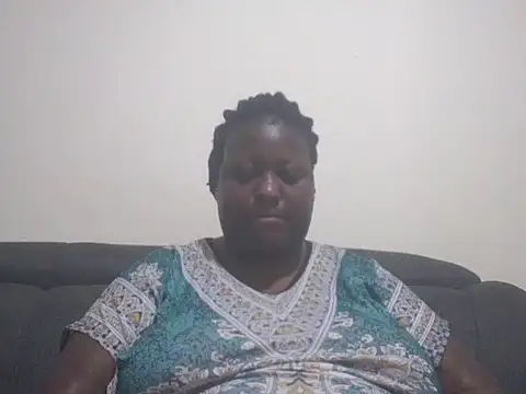 Snapshot of fat_ebonyqueen chatting on May 28, 2:25 pm fat ebonyqueen online show from May 28, 2:25 pm