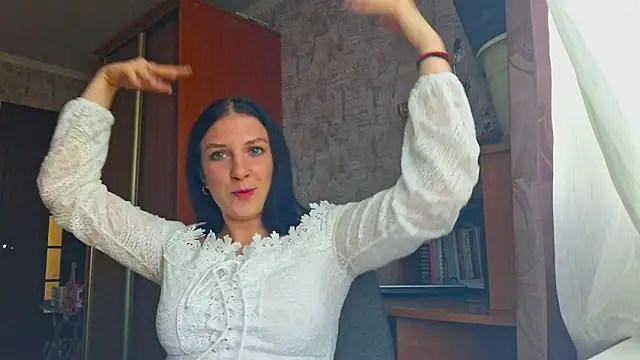 Snapshot of MoroseViki chatting on May 20, 1:50 pm MoroseViki online show from May 20, 1:50 pm