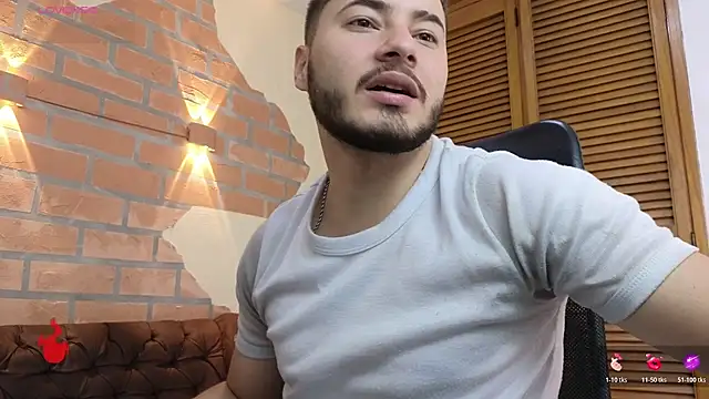 Brandon 01 online show from May 30, 7:33 pm