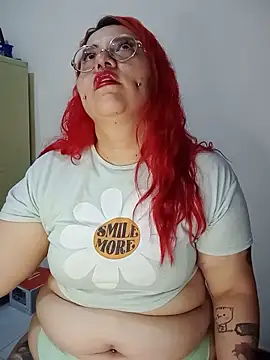 Snapshot of bruja_sscarlata chatting on May 28, 6:27 pm bruja sscarlata online show from May 28, 6:27 pm