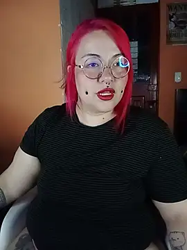 Snapshot of bruja_sscarlata chatting on June 26, 1:43 am bruja sscarlata online show from June 26, 1:43 am