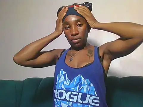 Snapshot of Hornycammy23 chatting on May 29, 7:28 am Hornycammy23 online show from May 29, 7:28 am