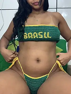 Snapshot of Morena_mel chatting on June 25, 5:34 am Morena mel online show from June 25, 5:34 am