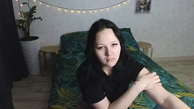 Snapshot of Tori_cute chatting on June 21, 2:36 am Tori cute online show from June 21, 2:36 am