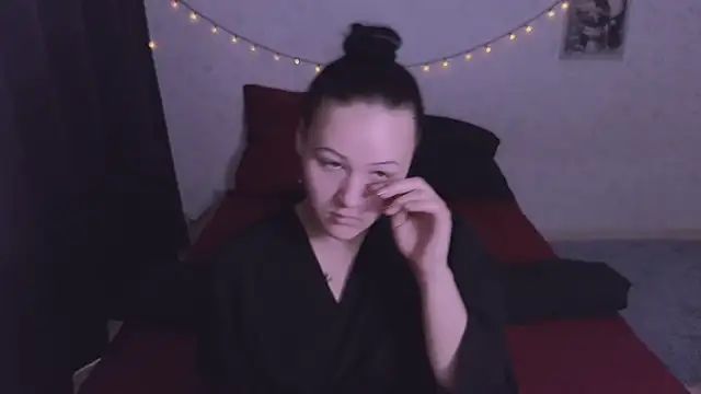 Snapshot of Tori_cute chatting on July 19, 3:54 am Tori cute online show from July 19, 3:54 am