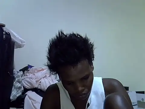 Snapshot of cute_aliyah chatting on May 28, 8:33 am cute aliyah online show from May 28, 8:33 am