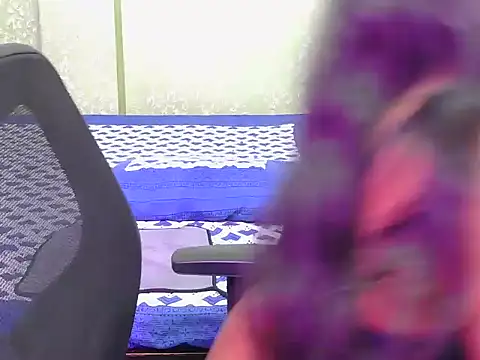 Snapshot of Itz-jasleen chatting on June 20, 5:43 am Itz-jasleen online show from June 20, 5:43 am