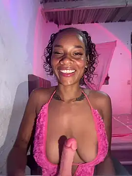 Snapshot of Nathi_Parker chatting on July 18, 1:04 pm Nathi Parker online show from July 18, 1:04 pm
