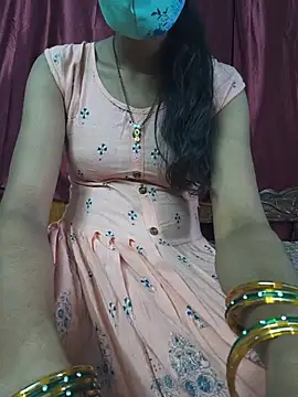 Snapshot of reshma124 chatting on July 29, 10:02 am reshma124 online show from July 29, 10:02 am