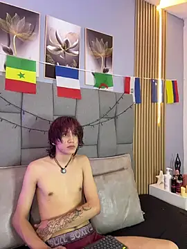Mika love milo online show from June 24, 3:38 am
