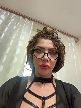 JessicaNichols  online show from June 1, 4:20 pm