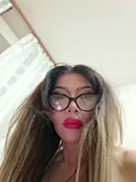 Snapshot of JessicaNichols_ chatting on June 27, 11:37 am JessicaNichols online show from June 27, 11:37 am