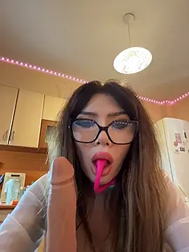 Snapshot of JessicaNichols_ chatting on July 10, 11:46 am JessicaNichols online show from July 10, 11:46 am