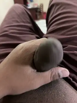 Snapshot of fnero chatting on February 15, 2:22 pm fnero online show from February 15, 2:22 pm