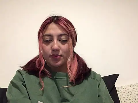 Emma Cut online show from May 30, 11:24 pm