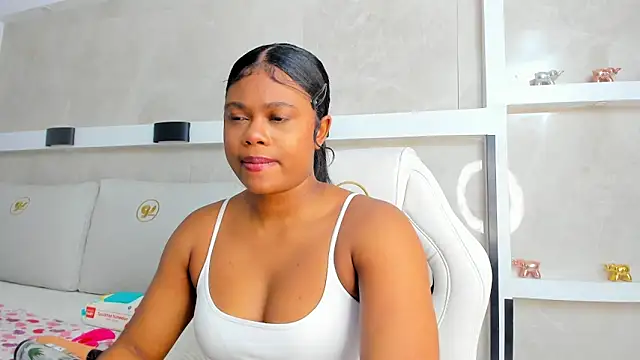 Snapshot of juliana_smithh chatting on June 1, 2:46 am juliana smithh online show from June 1, 2:46 am