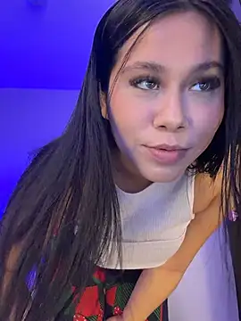 Snapshot of JuliettaSantori chatting on June 5, 2:29 am JuliettaSantori online show from June 5, 2:29 am